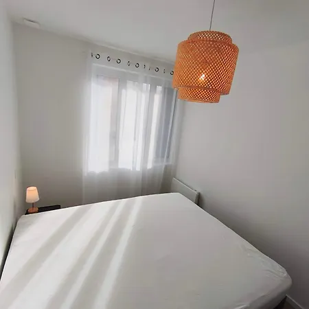 Neuf, Clim Et Garage Prive *