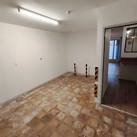 Neuf, Clim Et Garage Prive