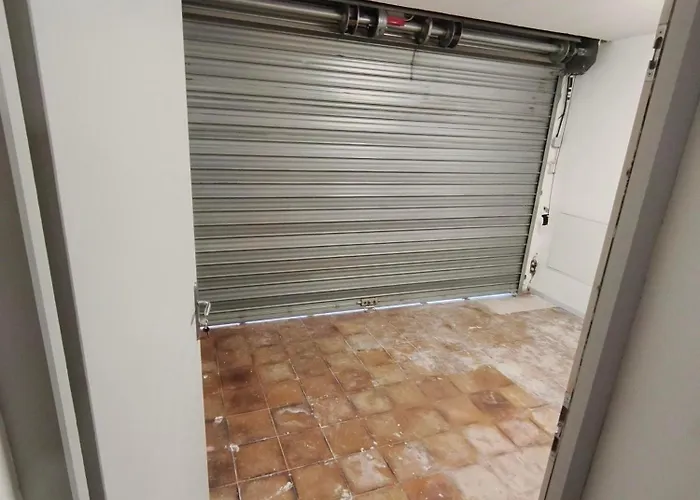 Neuf, Clim Et Garage Prive