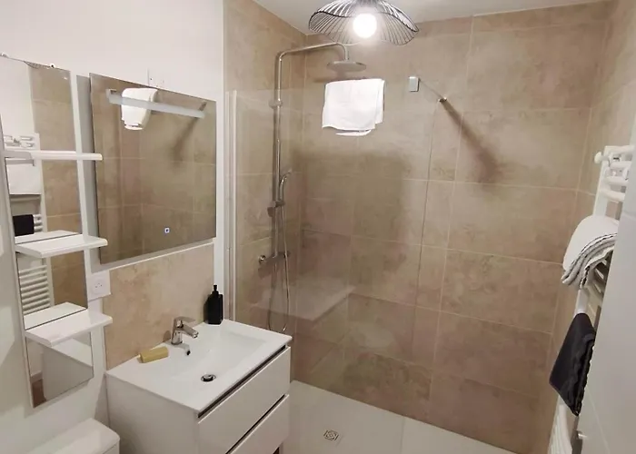 Neuf, Clim Et Garage Prive Апартаменты